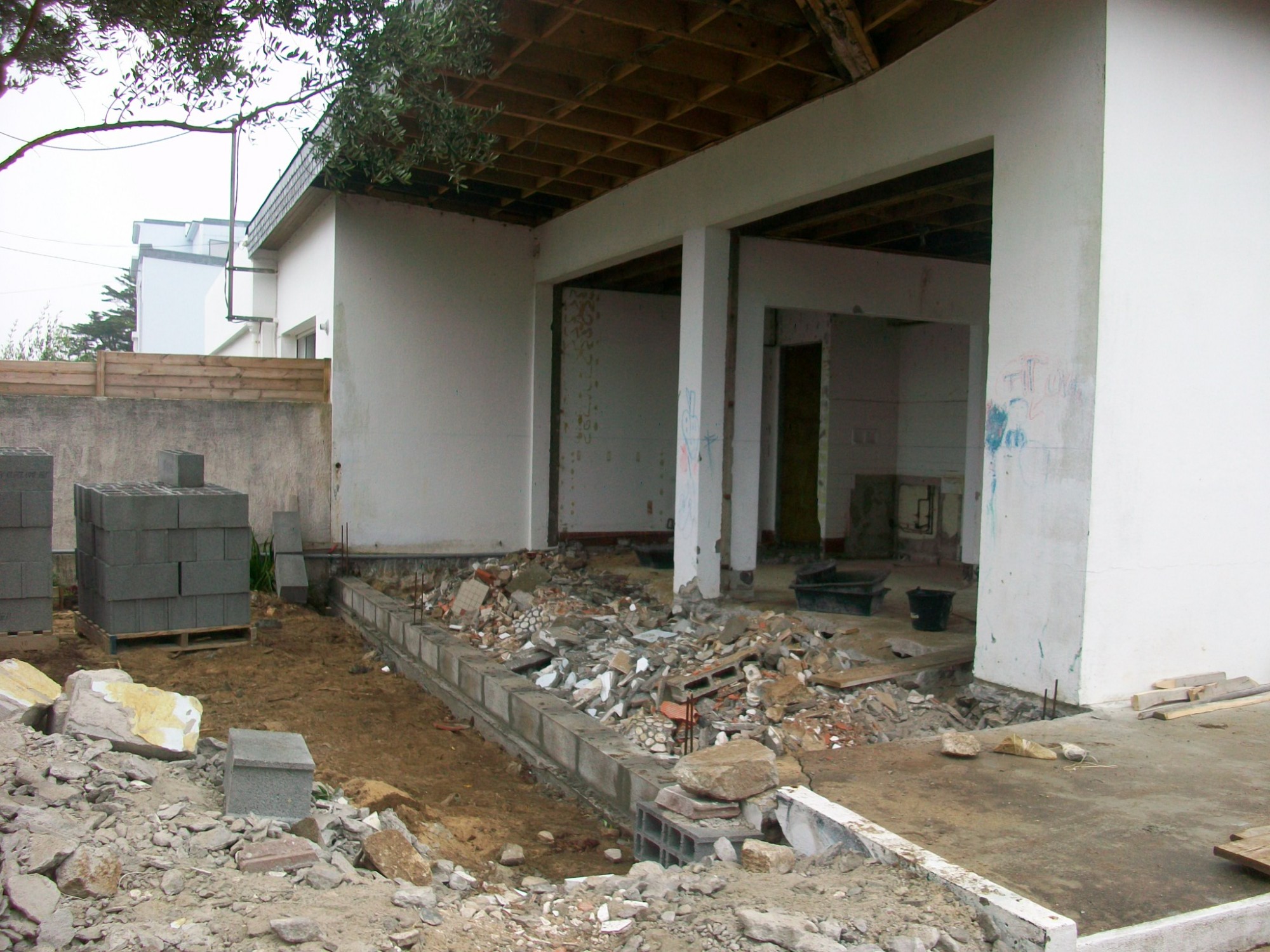 Rénovation maison de plain pied à Lorient, démolitions intérieures