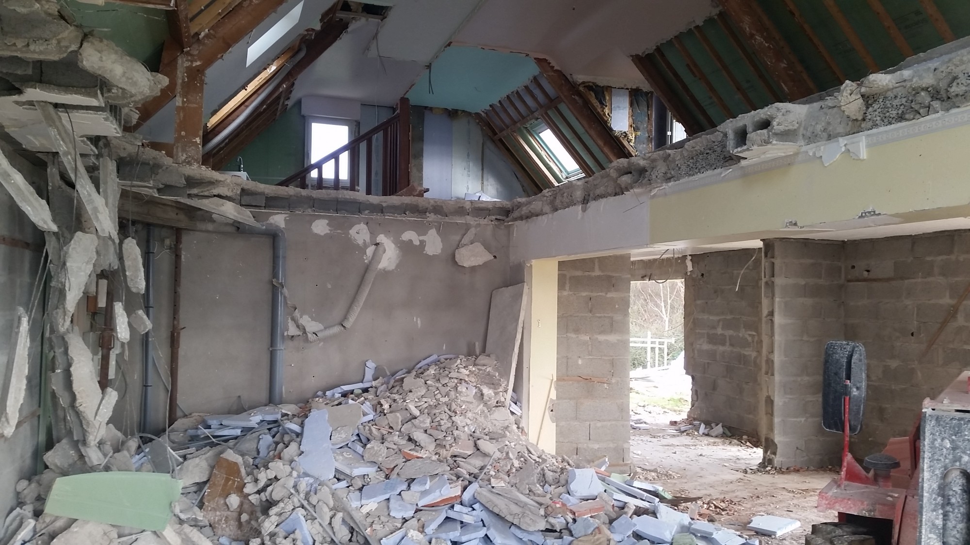 Rénovation chantier ostréicole en habitation individuelle Saint Philibert, Passivéo, démolition